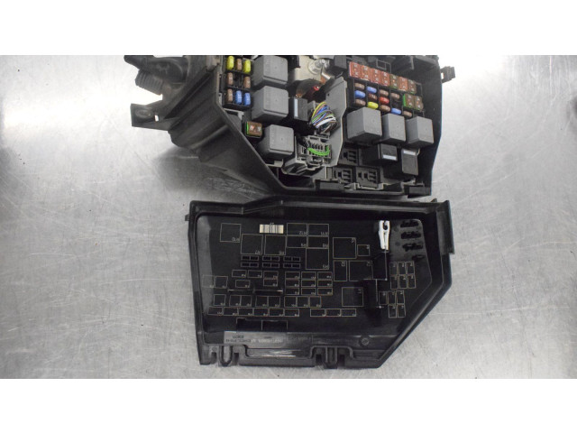 Блок предохранителей 6G9T-14A067-AB Ford Galaxy