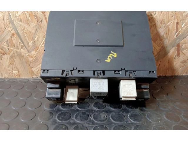 Pojistková skříňka 3C0937049AD Volkswagen PASSAT