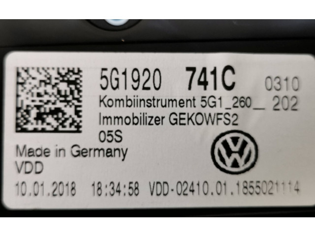 Панель приборов 5G1920741C, 5G1260202 Volkswagen Golf VII