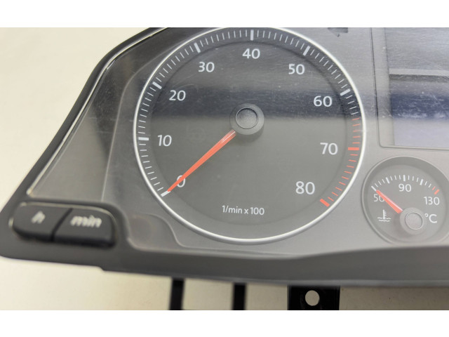 Панель приборов 1K0920863A   Volkswagen Jetta V       