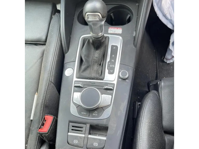 Зеркало электрическое левое Audi A3 S3 8V 2013-2019 года