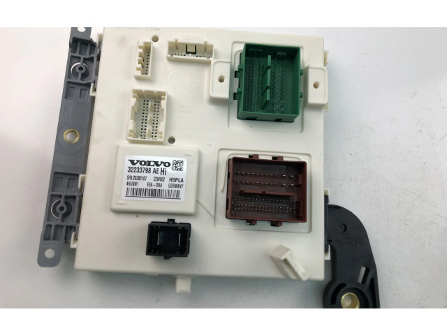 Блок управления 32233798AE Volvo XC90