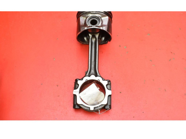  Поршень  86L77, 86L77  Nissan X-Trail T30  