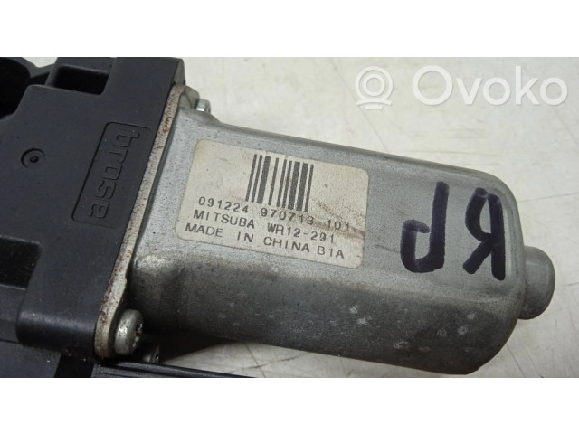 Передний двигатель механизма для подъема окон