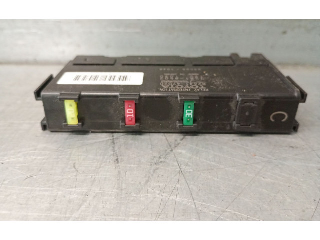 Pojistková skříňka Řídící jednotka BSM 8264147020 Toyota Yaris 2020