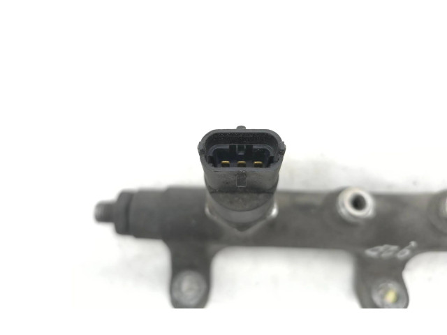 Топливная рампа 0445214025, 0281002405 Renault Avantime