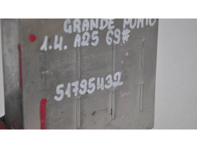 Блок подушек безопасности 51795432, 391155 Fiat Grande Punto