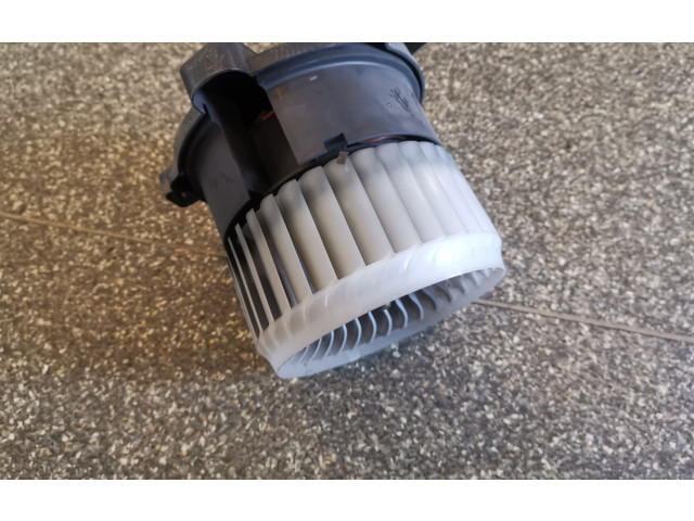 Вентилятор печки 0160700701 Mitsubishi Colt CZ3