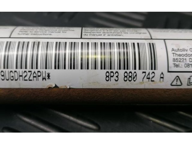 Боковая подушка безопасности 8P880742A   Audi A3 S3 8P