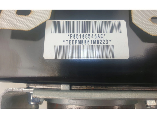 Подушка безопасности пассажира P05108546AC Jeep Compass