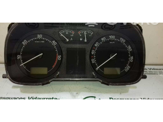 Панель приборов 1U0920811F, 110080146017 Skoda Octavia Mk1 (1U)