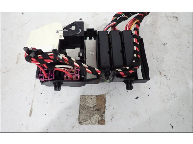 Блок предохранителей    Audi A5 Sportback 8TA    