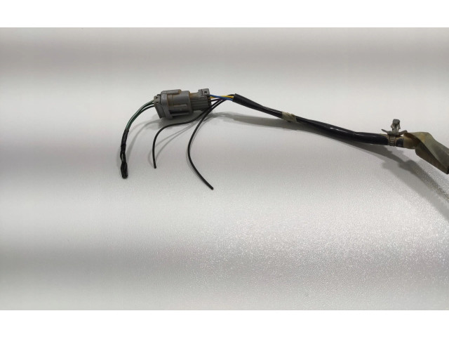 Zpětné zrcátko Nissan Navara D22 2000