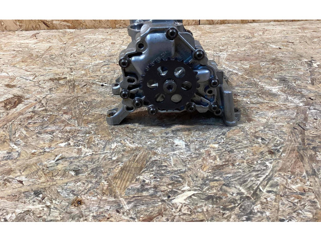 Масляный насос   851375607  BMW 3 F30 F35 F31 