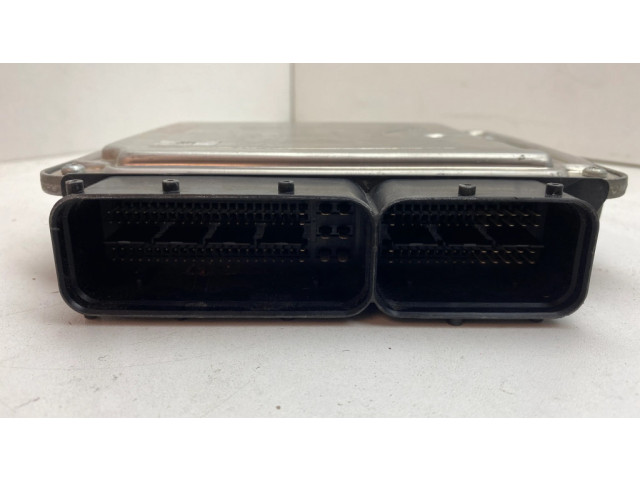 Блок управления двигателя 03L906018QJ Skoda Yeti (5L)