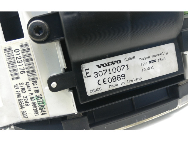 Přístrojová deska Volvo V50 2006 30710071, 30728644