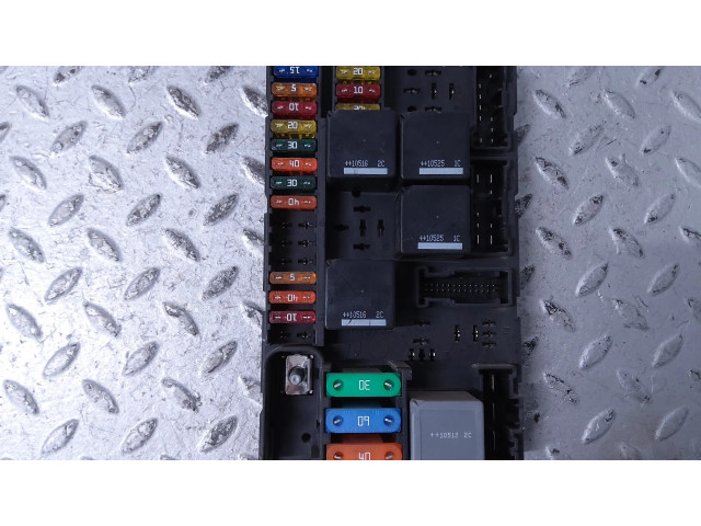 Блок предохранителей AW9314A073BC, 518987029 Jaguar XJ X351