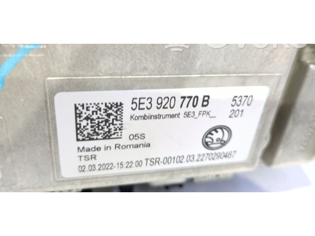 Панель приборов 5E3920770B, 5E3920770B Skoda Octavia Mk4
