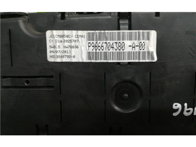 Панель приборов P9666704380A00 Citroen C4 I