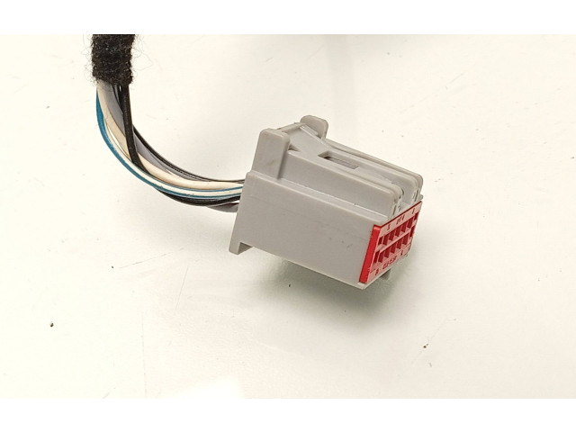 Зеркало электрическое Ford Fiesta 2013 - 2017 года