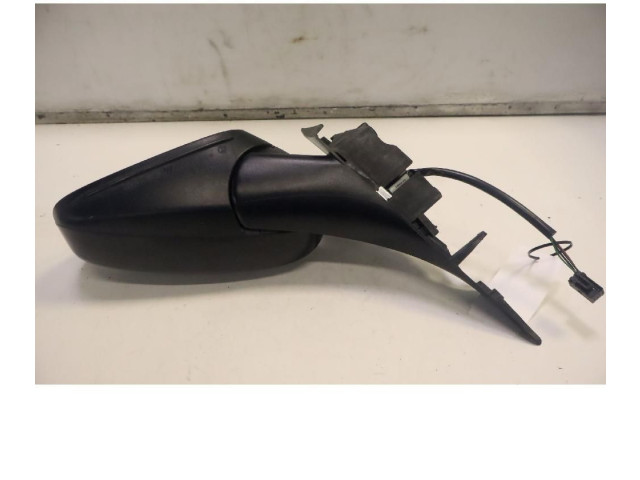 Зеркало электрическое Alfa Romeo Giulietta - года