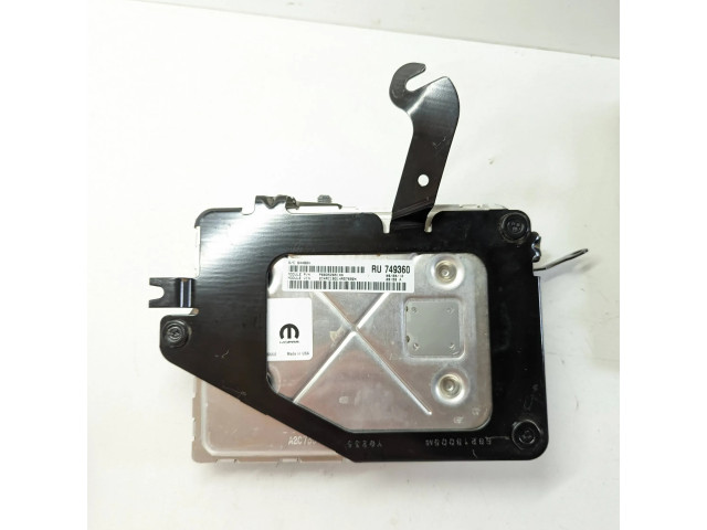 Řídící jednotka P68352651AA, P68222875AF   Chrysler Pacifica 2017