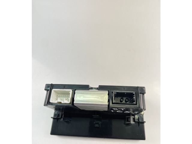 Дисплей    31268055   Volvo C30