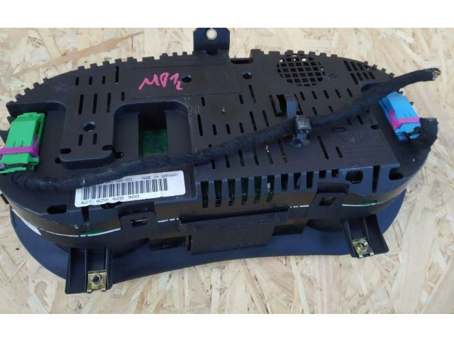 Панель приборов 8Z0920900 Audi A2