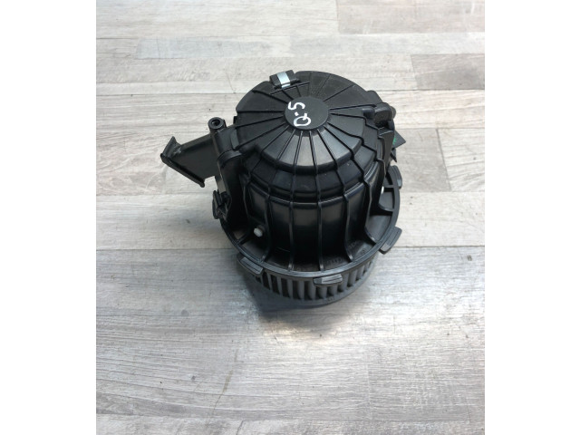 Вентилятор печки X6553 Audi Q5 SQ5