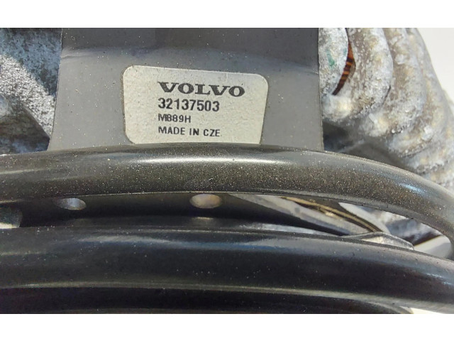 Генератор 32137503   Volvo XC90      