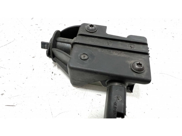 Degalų bako dangtelio spynos varikliukas