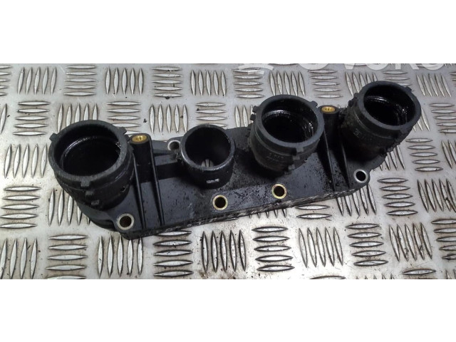 Всасывающий коллектор 06B133200D Volkswagen PASSAT B5.5