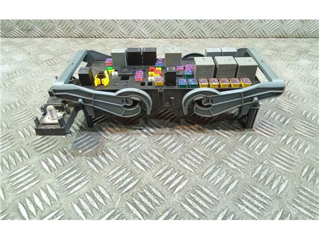 Блок предохранителей  68143318AF, 72033R   Fiat Freemont    