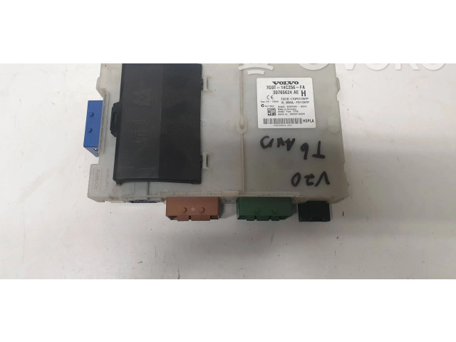 Блок предохранителей 30765624AE, 7G9T14C256FA   Volvo V70    