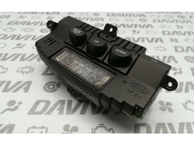 Дисплей    940A03E010   KIA Sorento