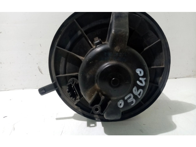 Вентилятор печки 1K1819015 Volkswagen Caddy