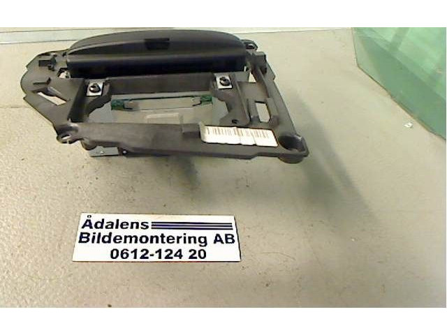 Дисплей    36050112   Volvo V70