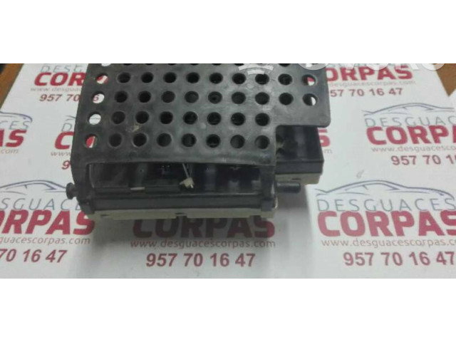 Блок предохранителей 91AG14A073AB Ford Escort