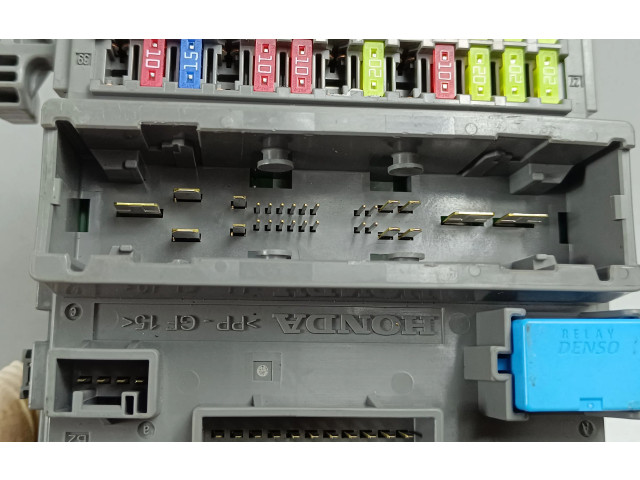 Блок предохранителей 3M0J112   Honda HR-V    