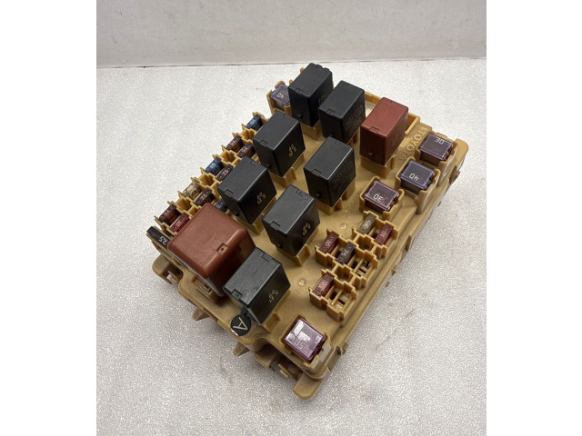 Pojistková skříňka 81486940, MKP49803 Toyota Celica T230 2001