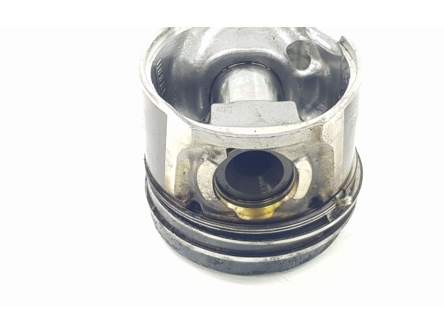  Поршень с шатуном  1607373680, 1607373680  Peugeot 2008 I  