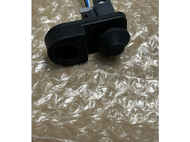 Датчик открытия / закрытия двери (крыло) Subaru Forester SK