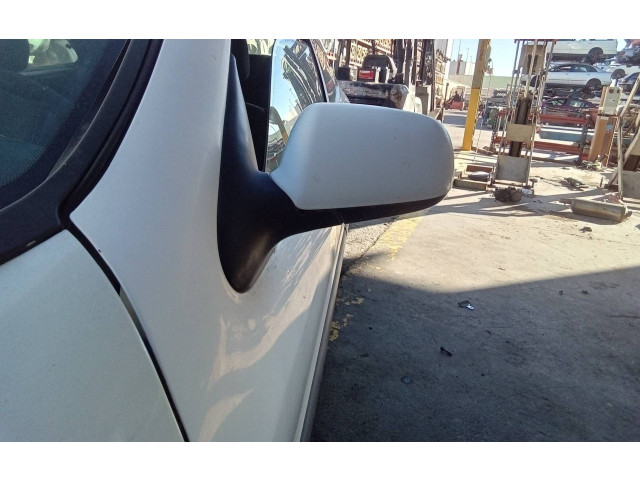 Зеркало (управляемое электричеством)