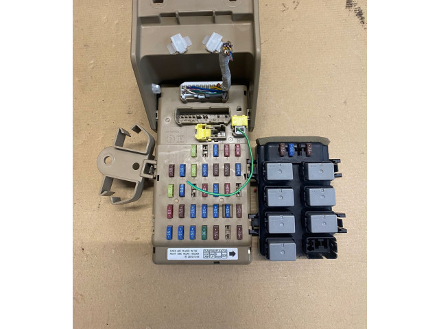 Блок предохранителей 82201FG010   Subaru Forester SH    