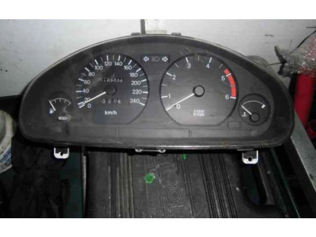 Панель приборов DX40MR14980 Mitsubishi Carisma