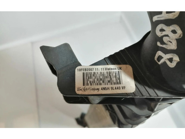 Интеркулер 31280122 Volvo C30