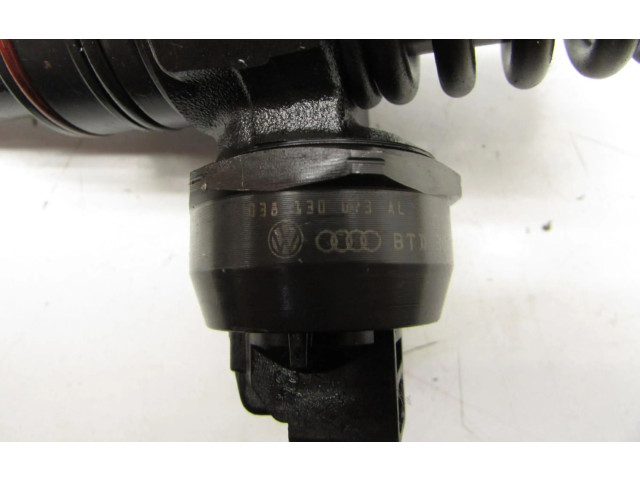 Vstřikovač 038130073AL Seat Toledo I (1L)