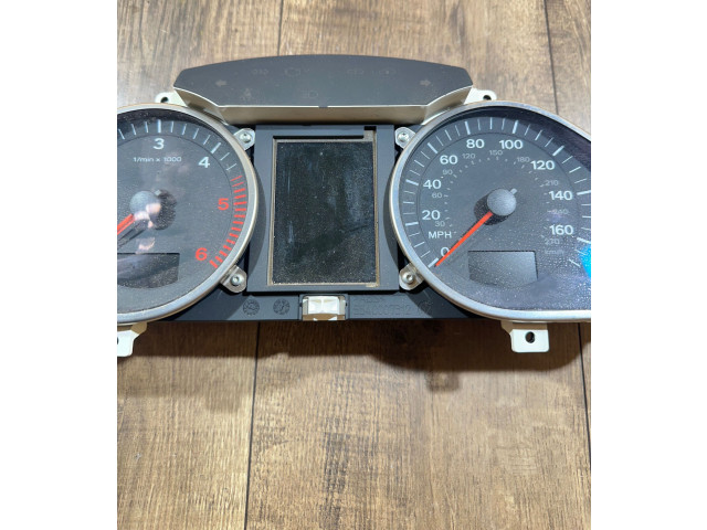 Přístrojová deska  Audi Q7 4L 2007   