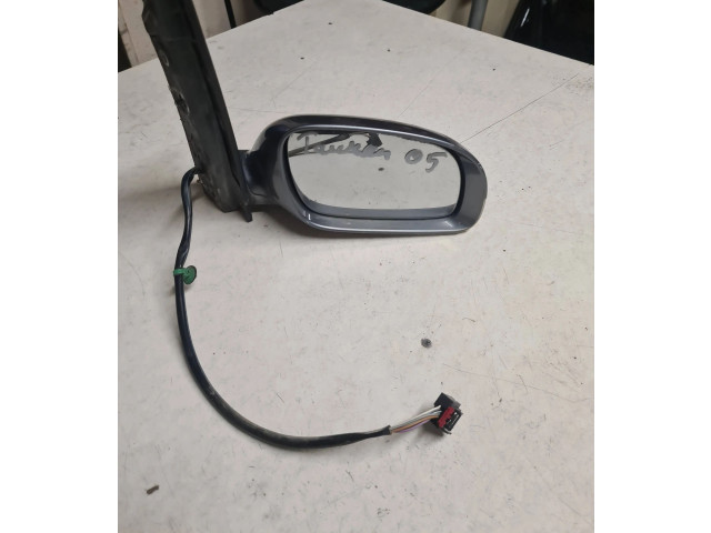 Зеркало электрическое Volkswagen Touran I 2003 - 2010 года