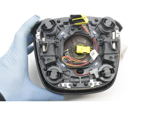 Подушка безопасности водителя P032288355 Volvo XC40